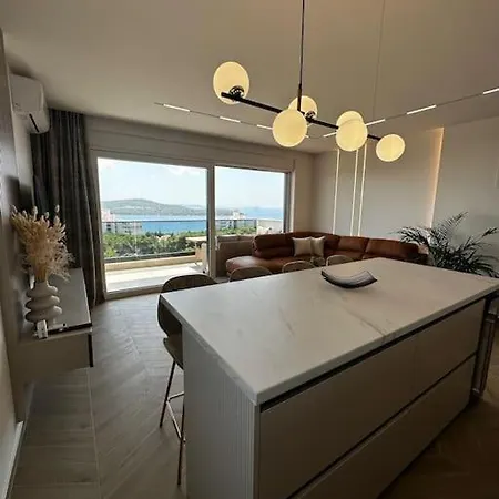 Apartament Sky High Sea View Lux *