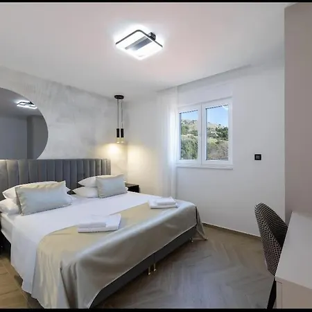 Appartement Sky High Sea View Lux